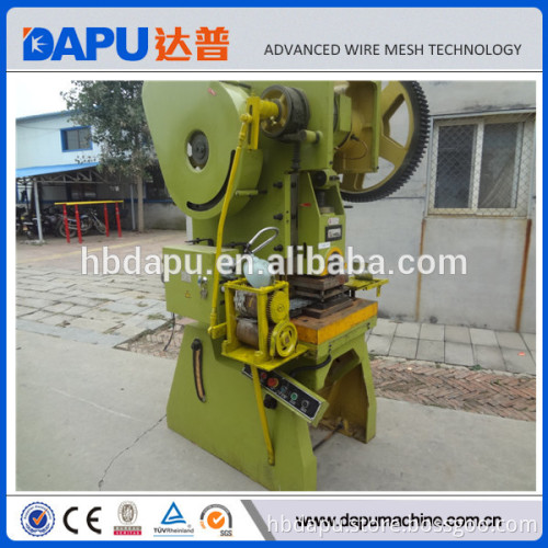 Greater profit barbd wire making machine from china